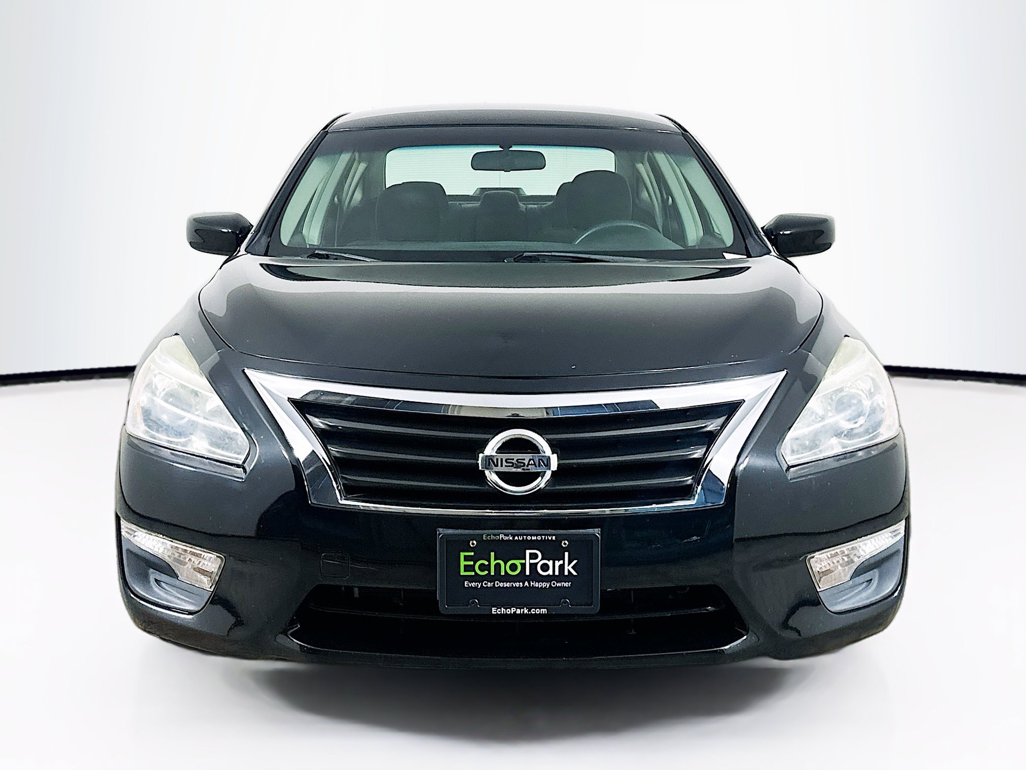 Used 2013 Nissan Altima 2.5 S FWD image 2
