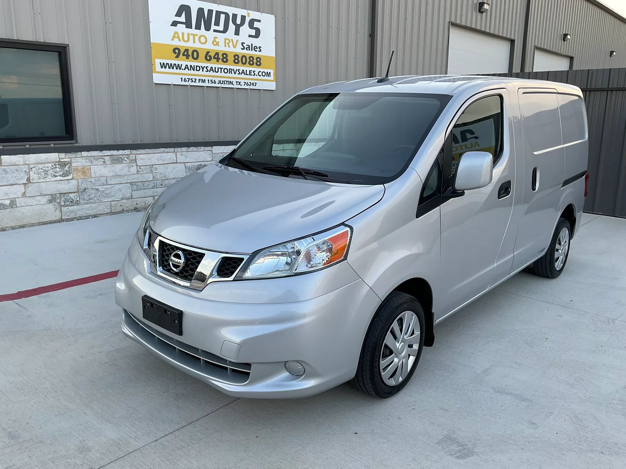 Used 2020 Nissan NV200 SV FWD image 4
