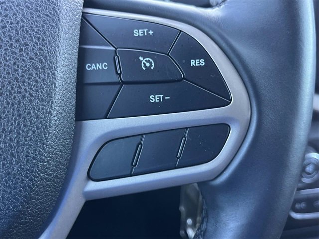 Used 2017 Jeep Cherokee Latitude w/ Safety/Convenience Group image 30