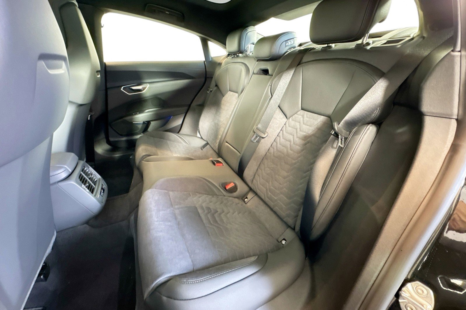 New 2026 Audi S e-tron GT Premium Plus image 22