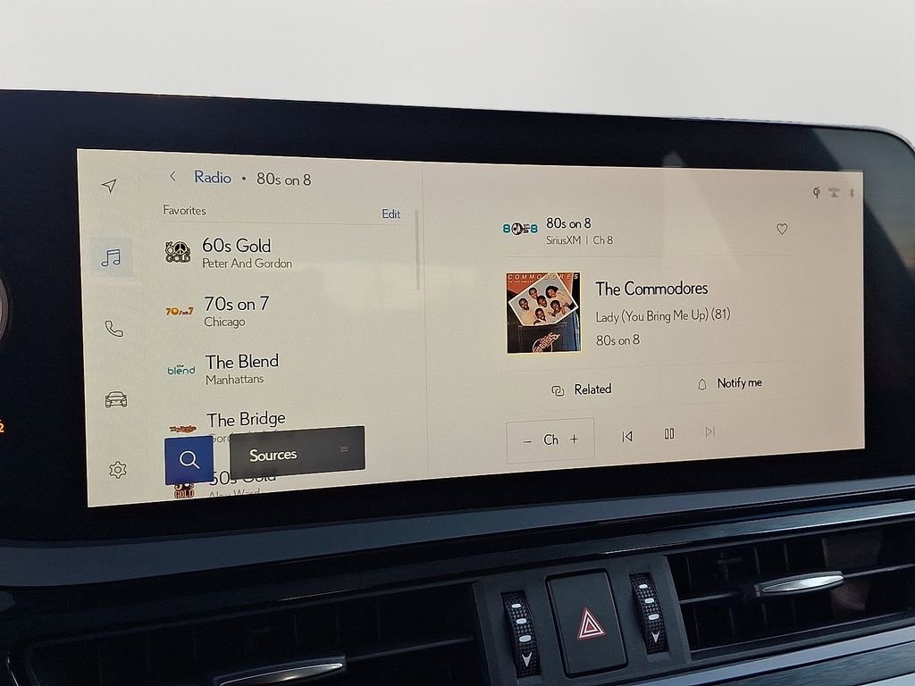 Used 2023 Lexus ES 350 w/ Premium Package image 18