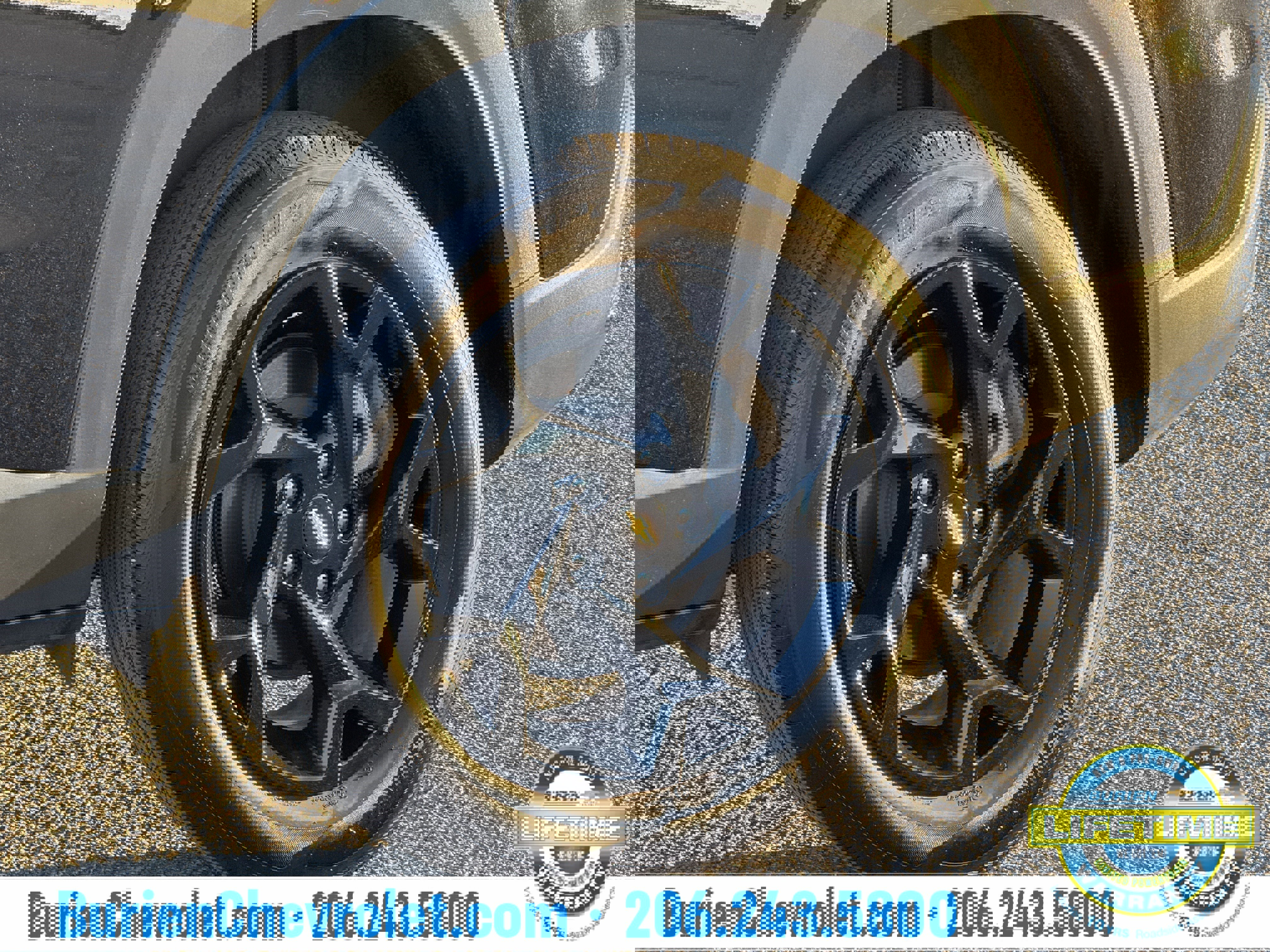 Used 2025 Chevrolet Trax LS w/ LS Convenience Package image 29