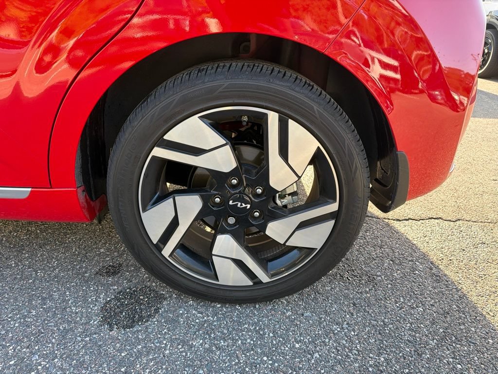 Certified 2024 Kia Soul GT-Line w/ Option Group 020 FWD image 28