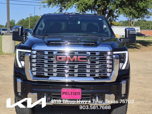 Used 2025 GMC Sierra 2500 Denali AWD/4WD image 2