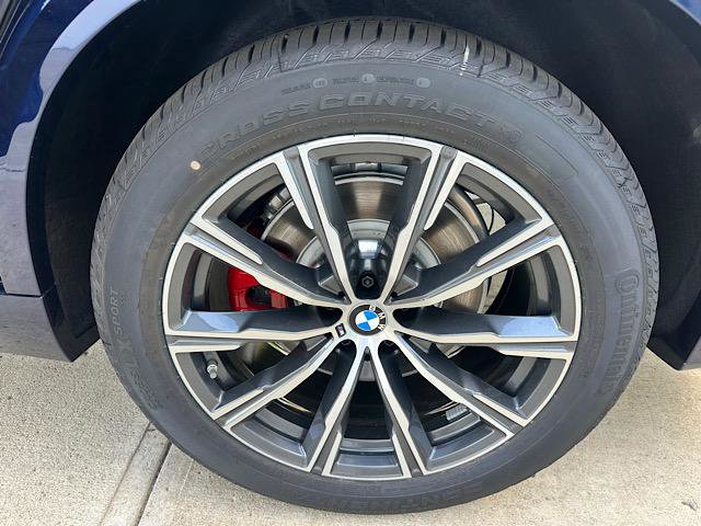 New 2026 BMW X5 xDrive50e w/ M Sport Package image 7