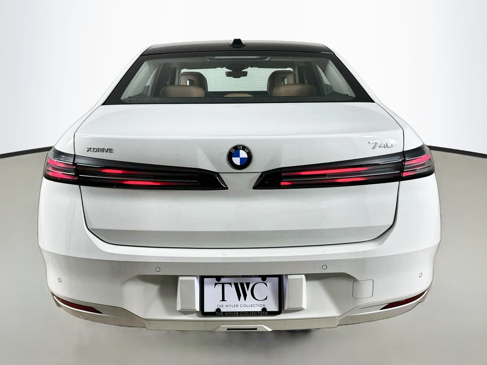 New 2027 BMW 740i xDrive AWD/4WD image 6