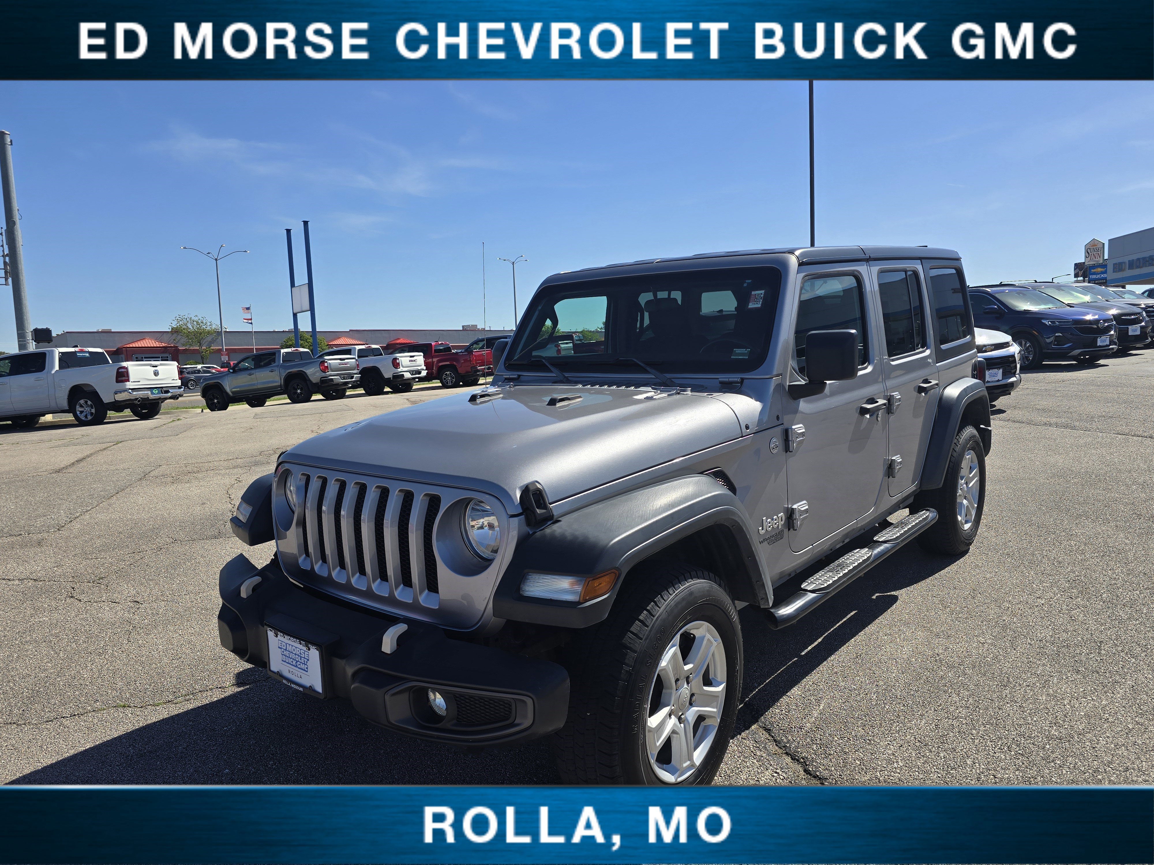 Used 2018 Jeep Wrangler Unlimited Sport S AWD/4WD image 7