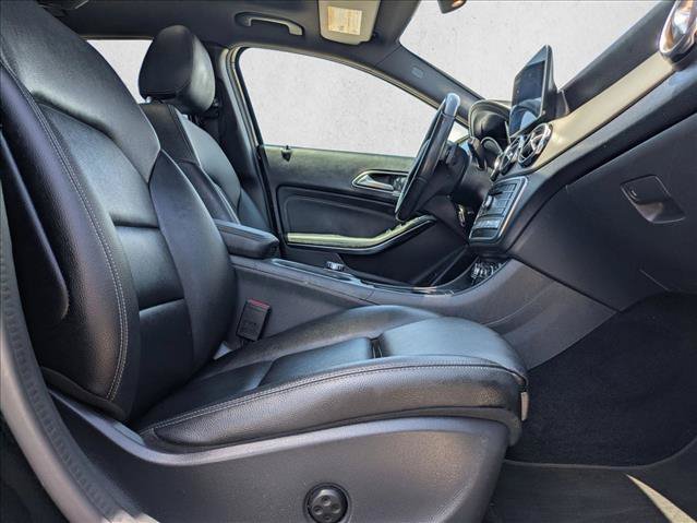 Used 2018 Mercedes-Benz GLA 250 4MATIC image 19