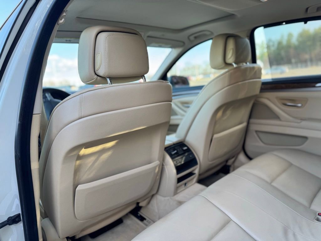Used 2011 BMW 535i Sedan image 19