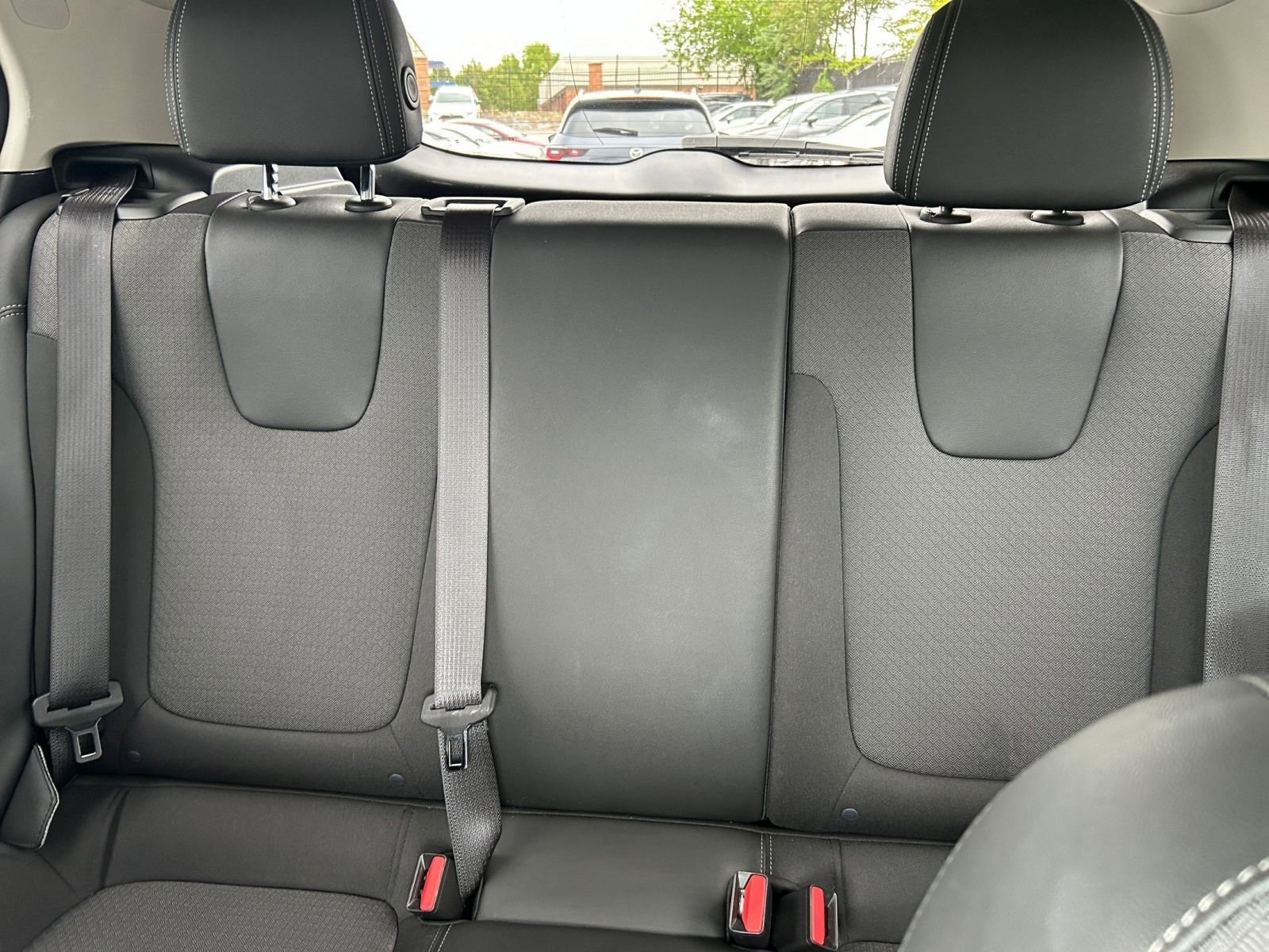 Used 2025 Buick Encore GX Preferred FWD image 33