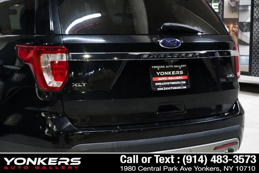 Used 2016 Ford Explorer XLT w/ Equipment Group 202A AWD/4WD image 20