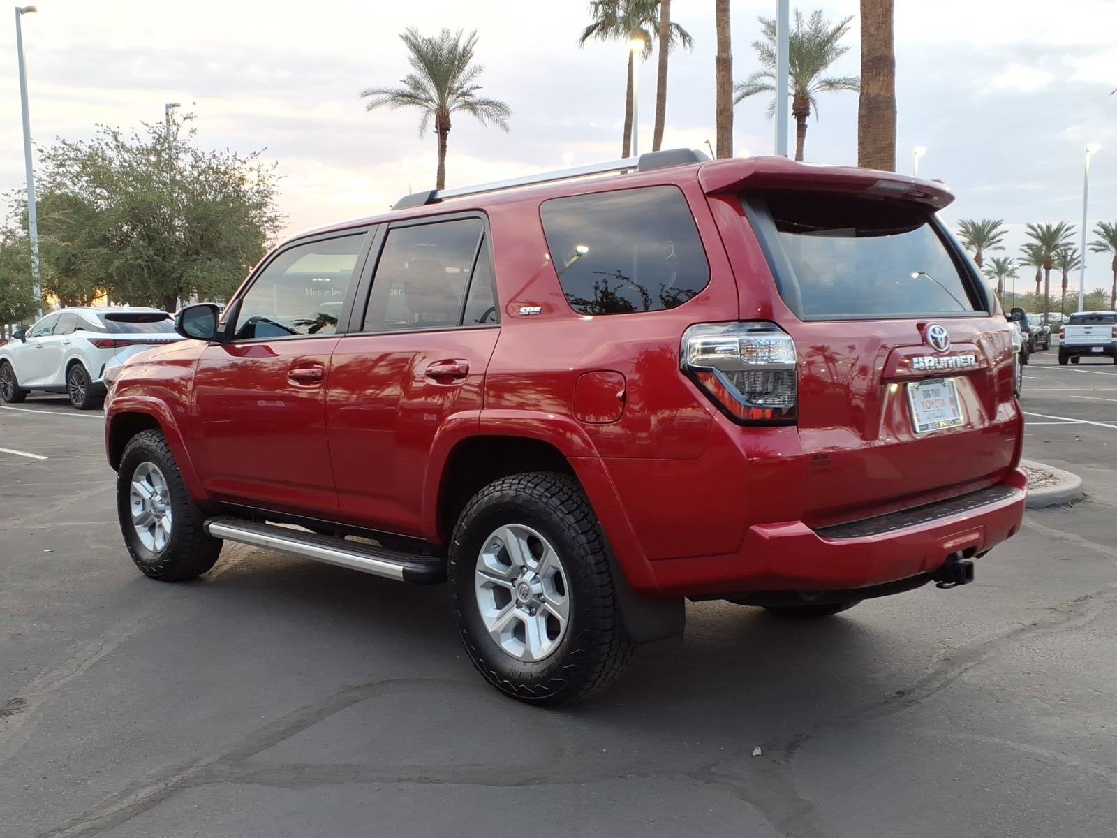 Certified 2021 Toyota 4Runner SR5 AWD/4WD image 6
