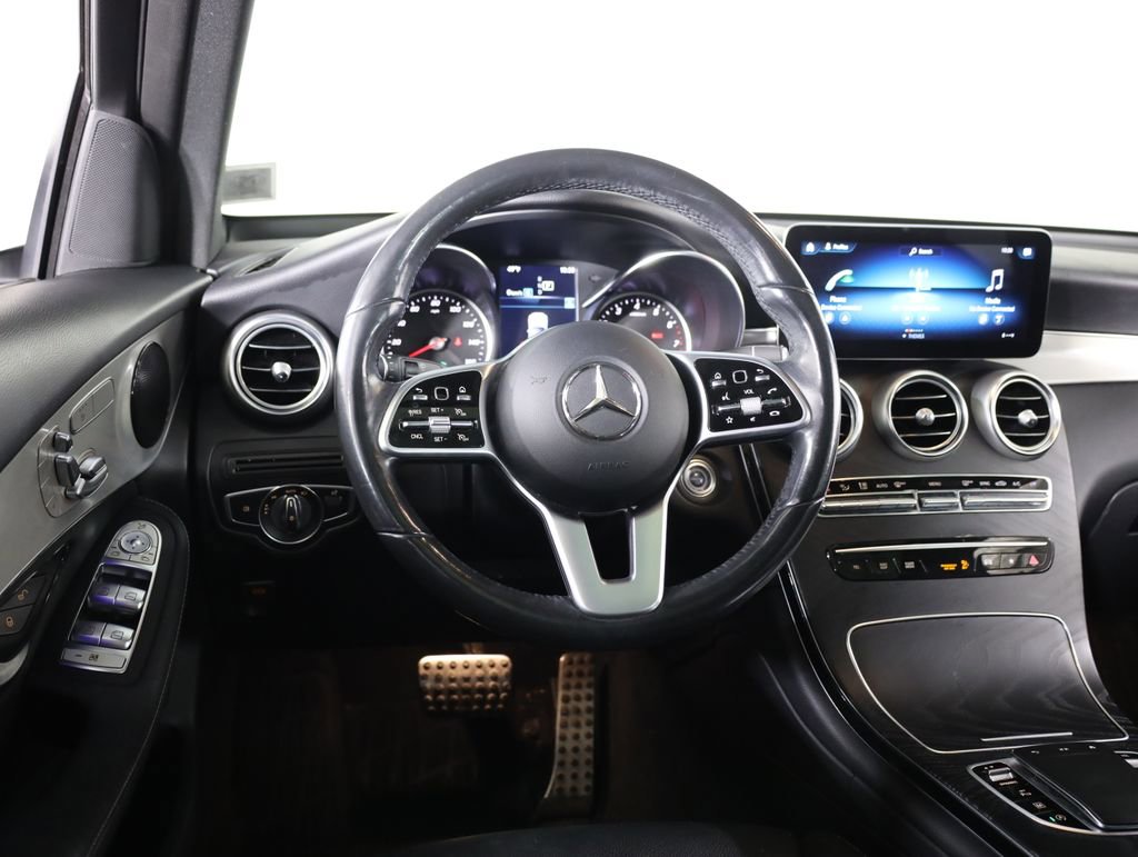 Used 2022 Mercedes-Benz GLC 300 4MATIC image 32