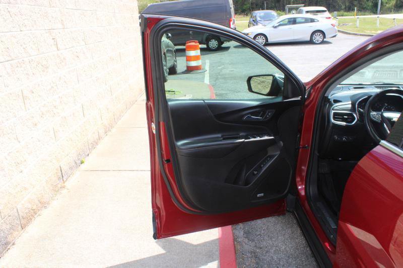 Used 2018 Chevrolet Equinox Premier FWD image 15