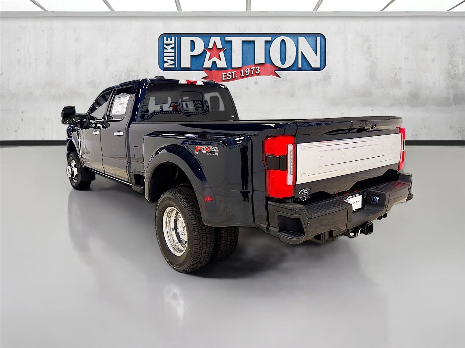 New 2025 Ford F350 Platinum w/ Platinum Plus Package image 5