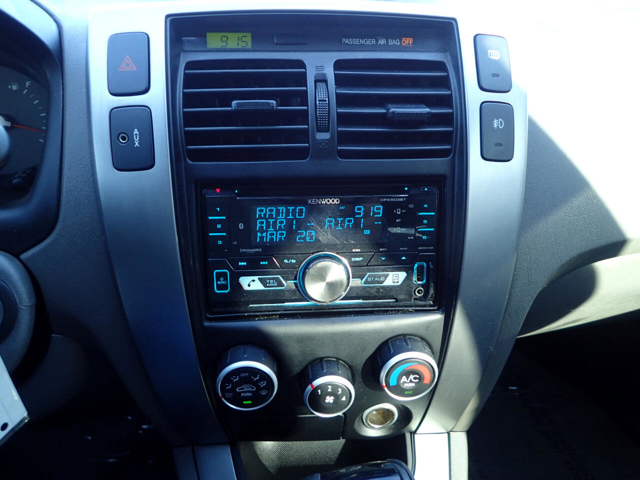 Used 2009 Hyundai Tucson SE image 16