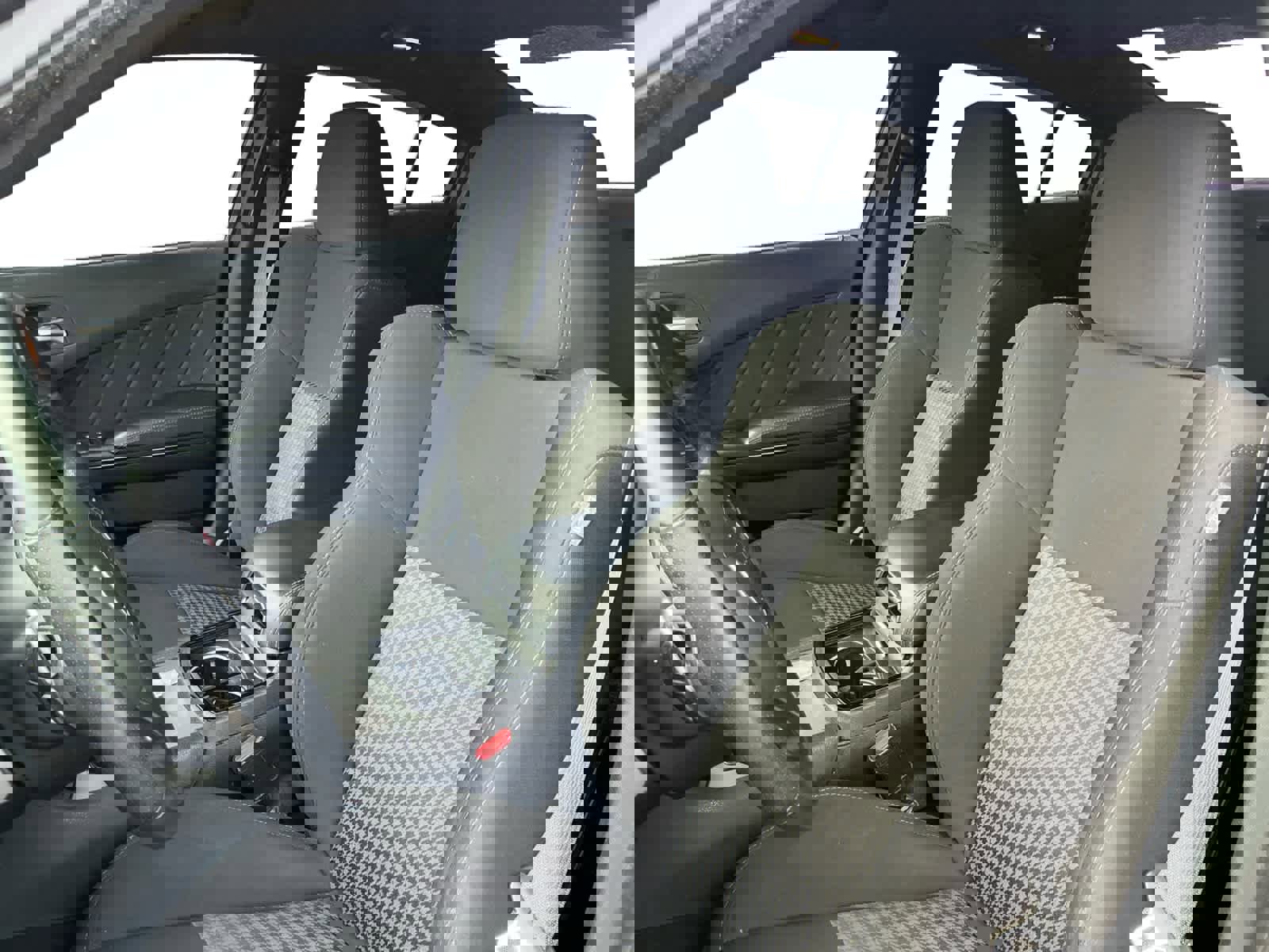 Used 2022 Dodge Charger R/T w/ Blacktop Package image 10