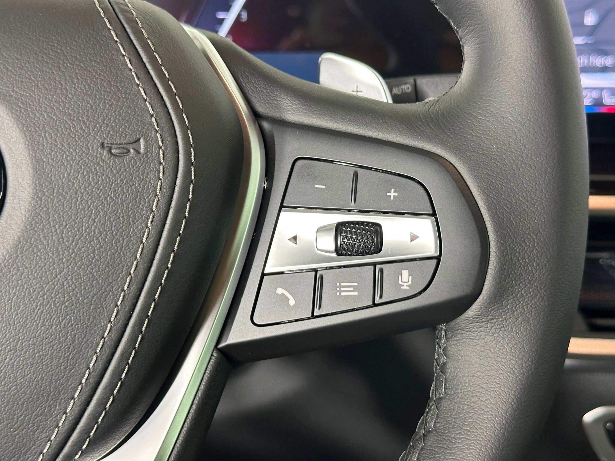 Used 2026 BMW X5 sDrive40i image 26