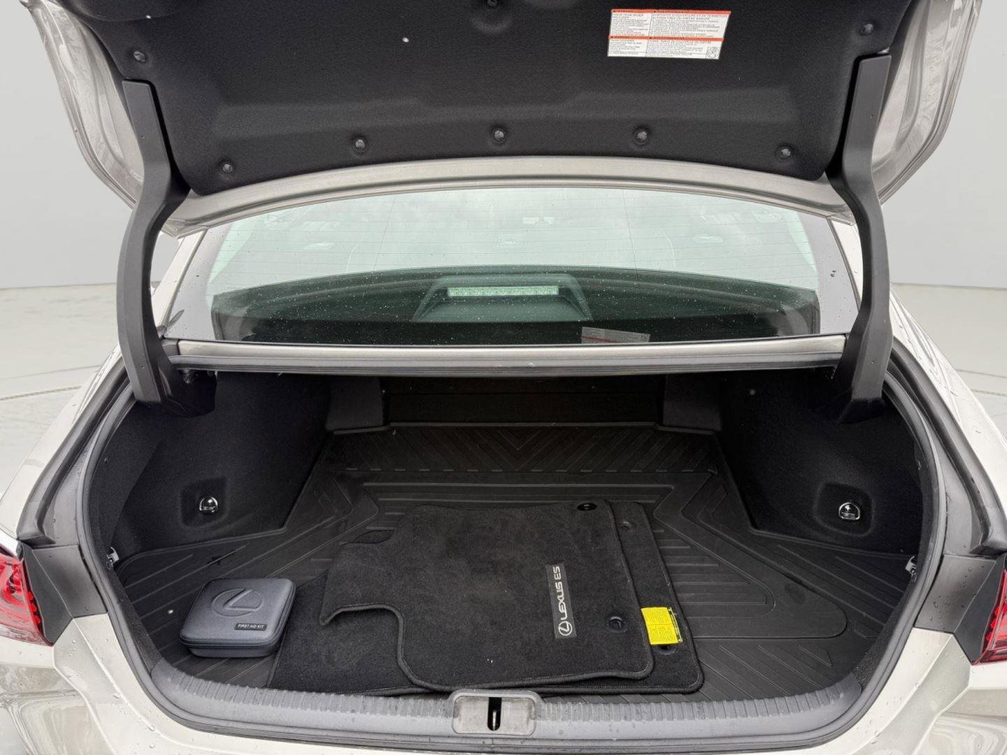 Used 2021 Lexus ES 350 Luxury image 28