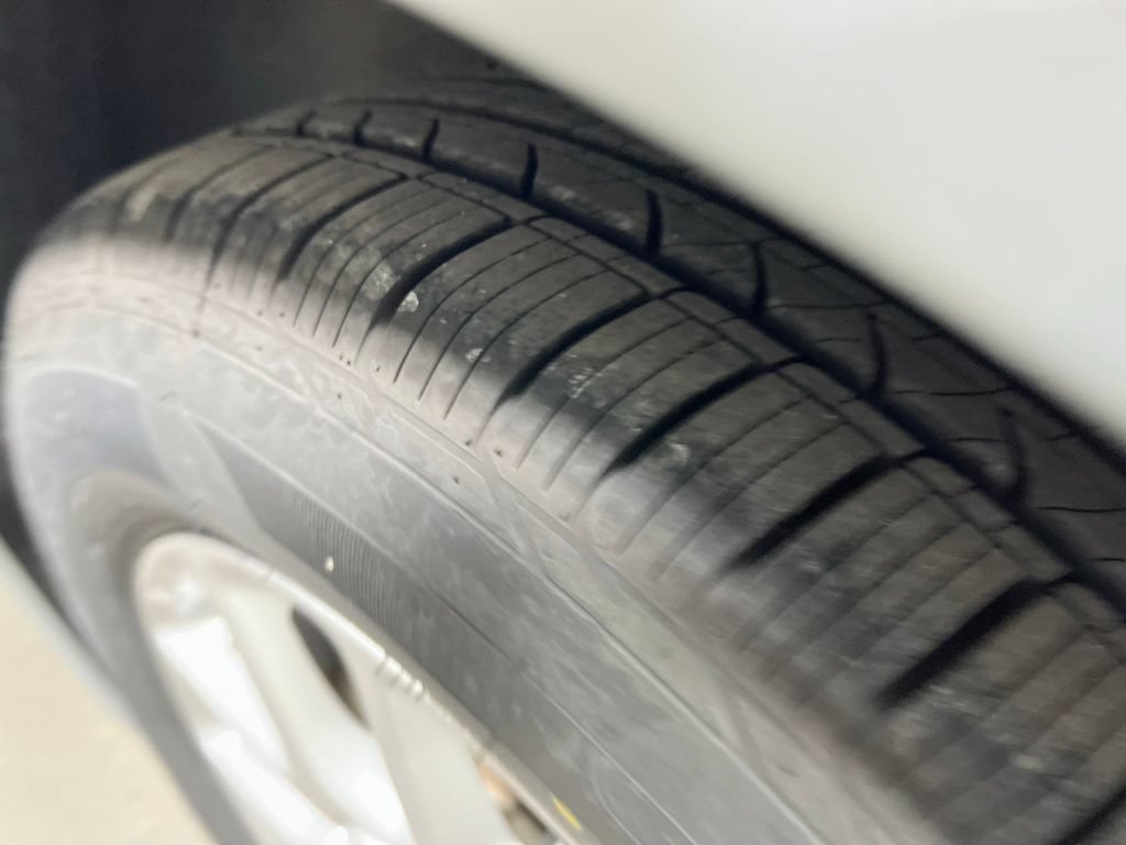 Used 2023 Chrysler Pacifica Touring-L FWD image 37