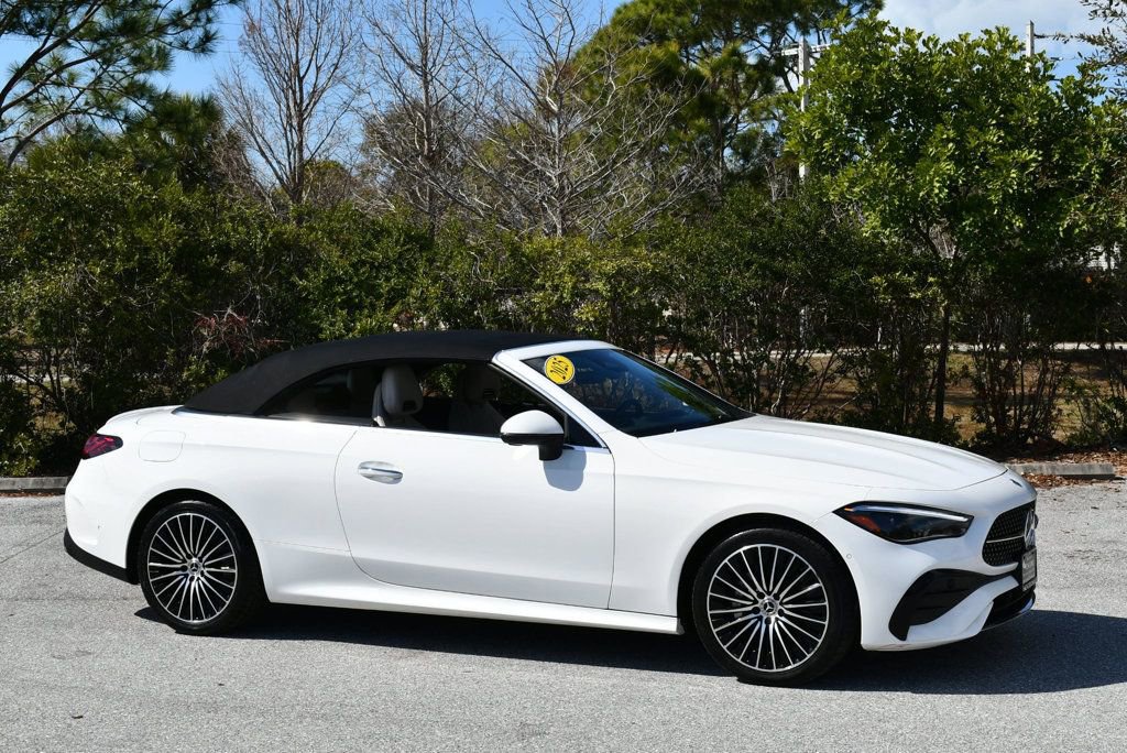 Used 2025 Mercedes-Benz CLE 300 4MATIC Cabriolet image 52