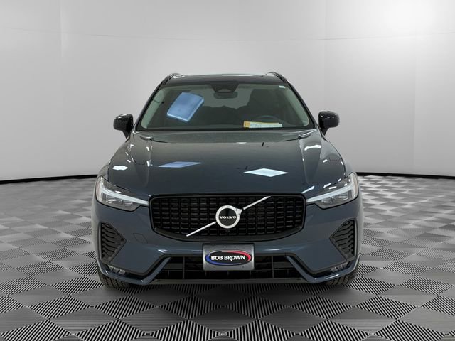 Used 2024 Volvo XC60 B5 Core image 8