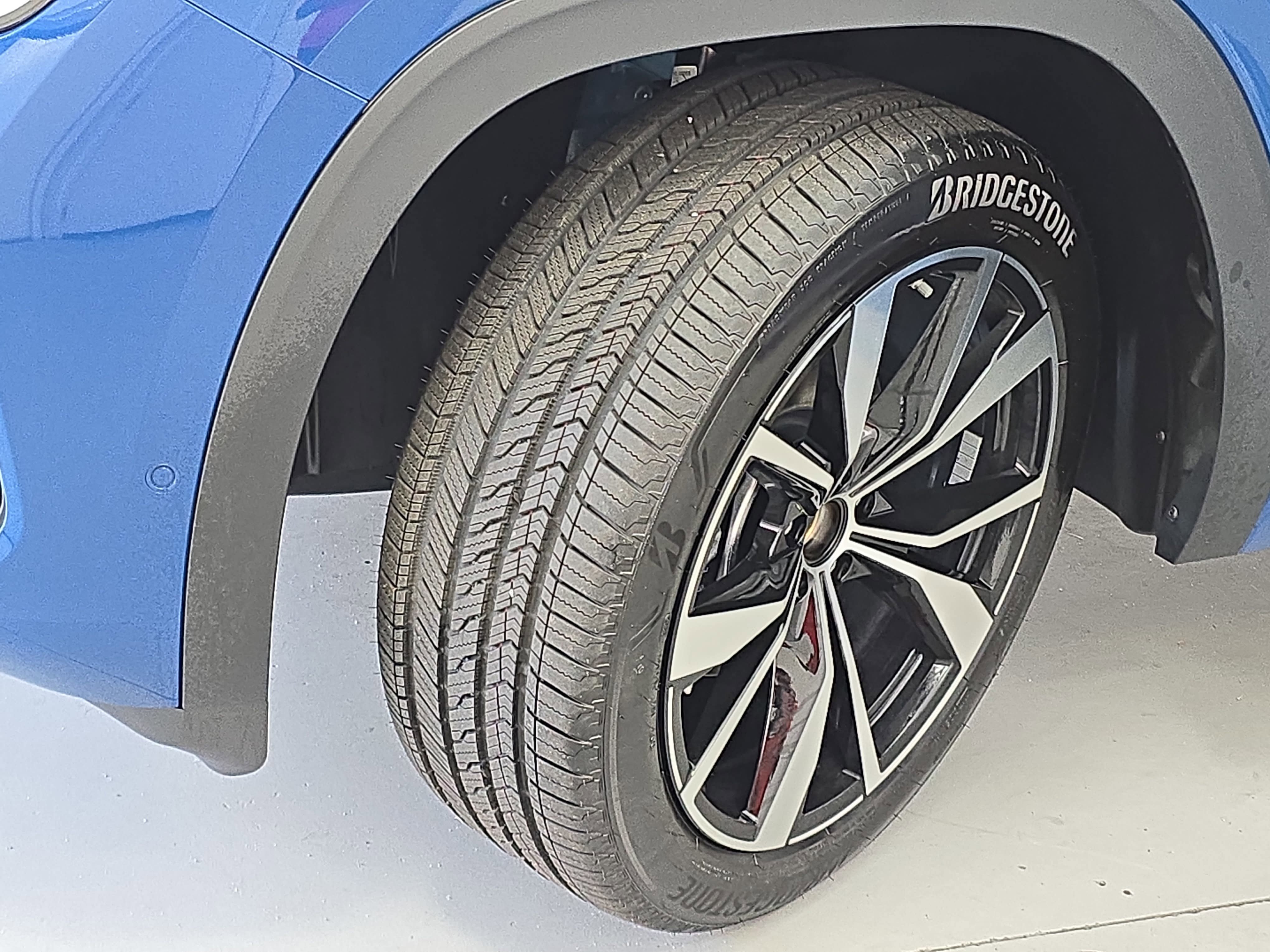 New 2026 Volkswagen Atlas SEL Premium R-Line AWD/4WD image 34
