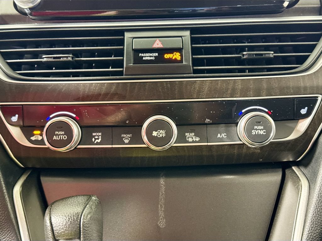Used 2018 Honda Accord EX image 15