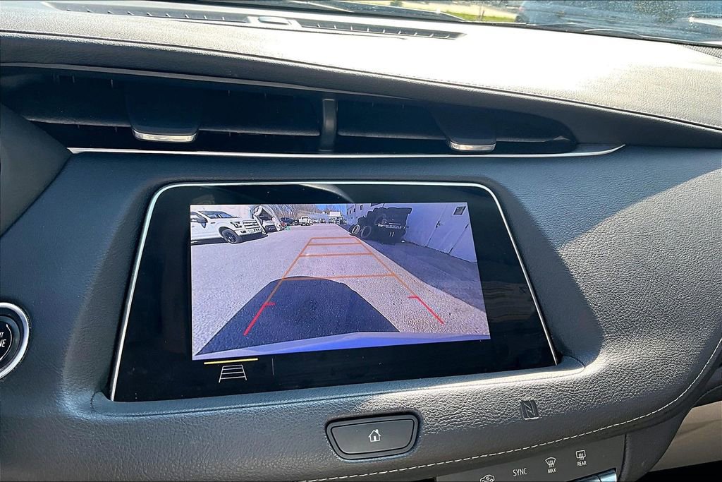 Used 2019 Cadillac XT4 Luxury w/ Trailering Package FWD image 14