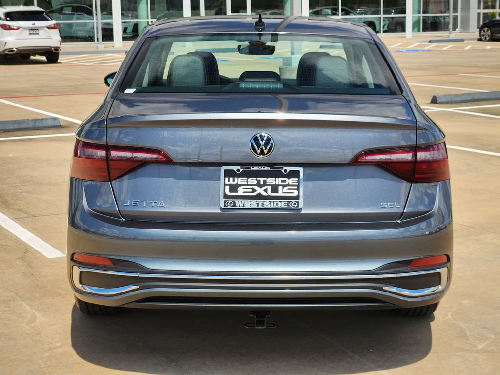 Used 2022 Volkswagen Jetta SEL image 6
