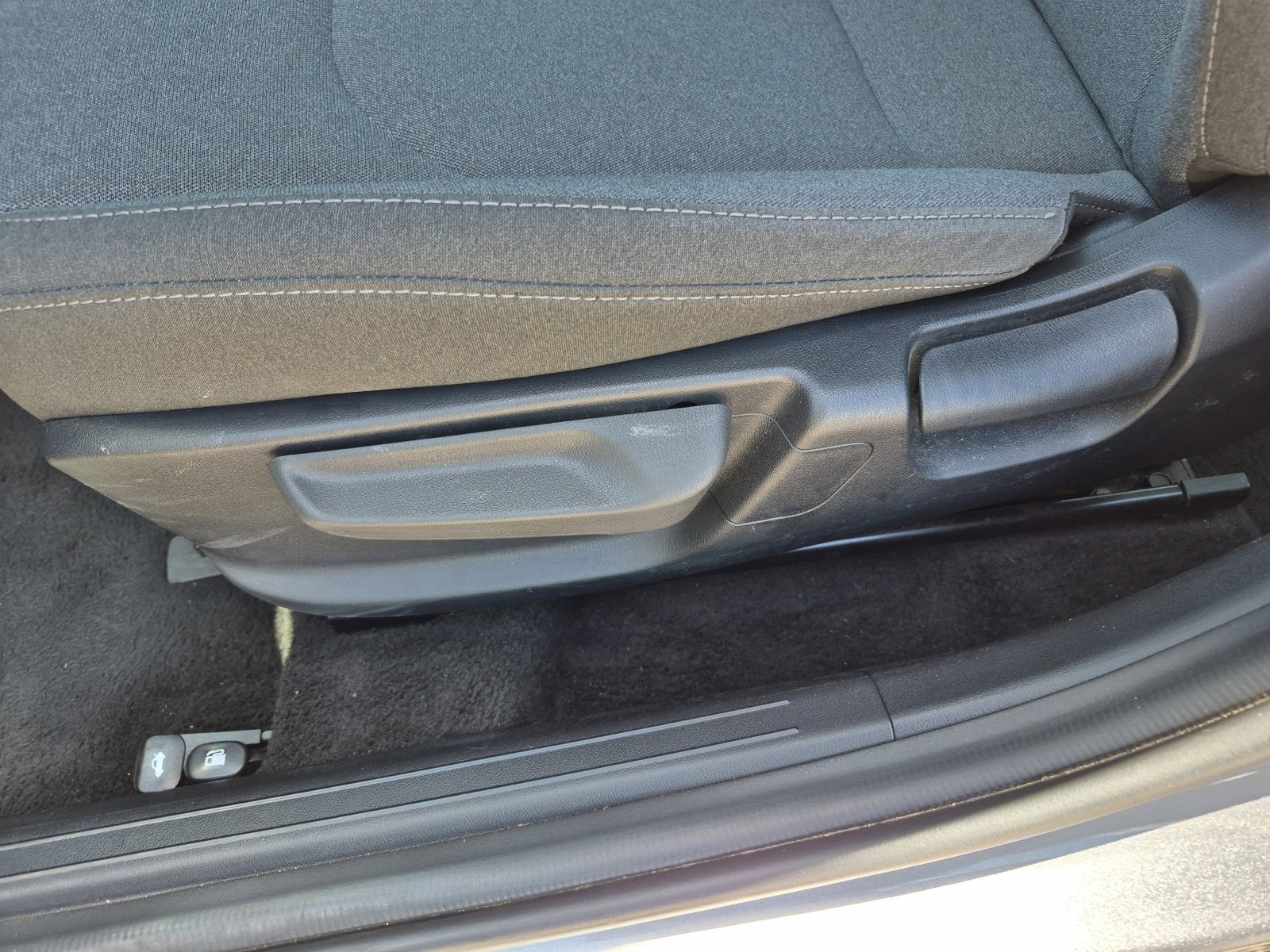 Used 2025 Kia K4 FWD image 15