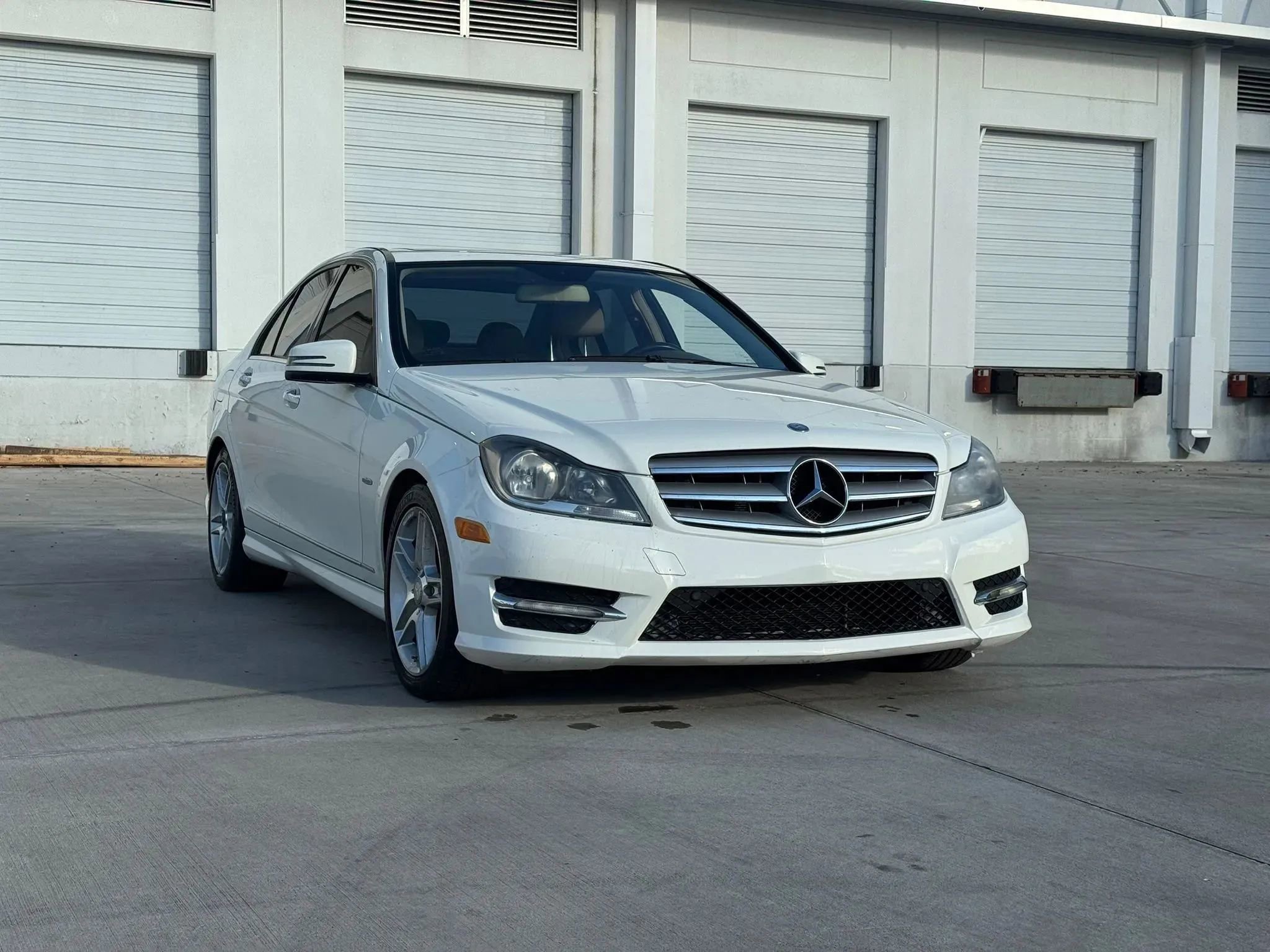 Used 2012 Mercedes-Benz C 350 Sport image 5