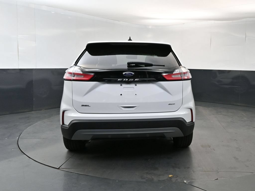 Used 2023 Ford Edge SEL w/ Convenience Package AWD/4WD image 4