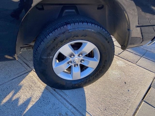 Used 2019 RAM 1500 Classic SLT image 12