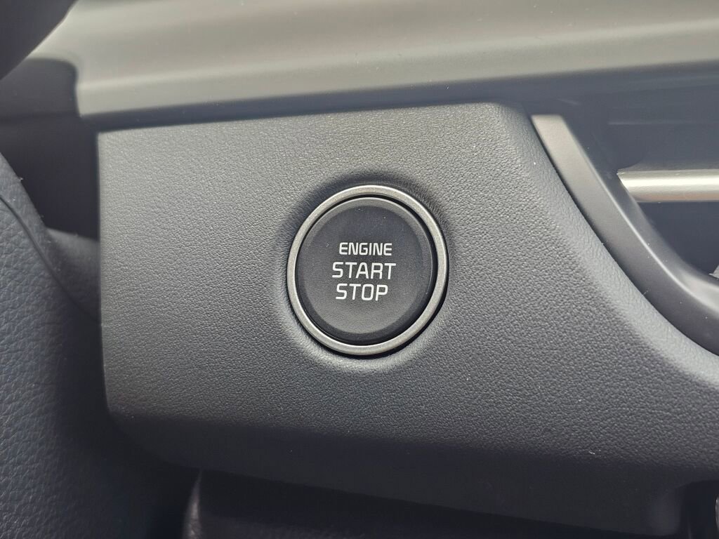 New 2026 Kia Seltos EX image 17