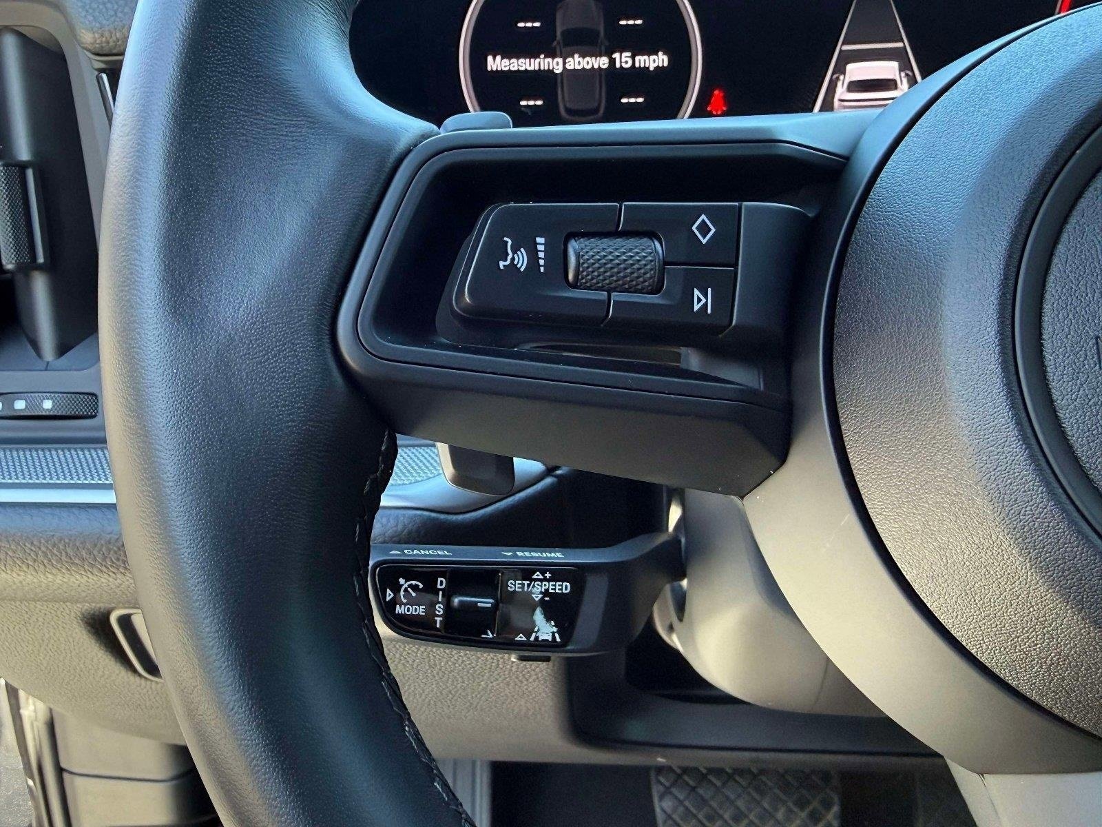 Used 2024 Porsche Cayenne image 51
