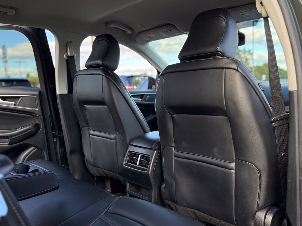 Certified 2024 Ford Edge SEL w/ Convenience Package AWD/4WD image 15
