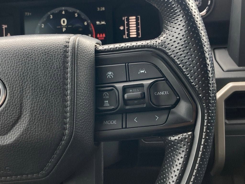 Certified 2025 Toyota Tacoma SR AWD/4WD image 18