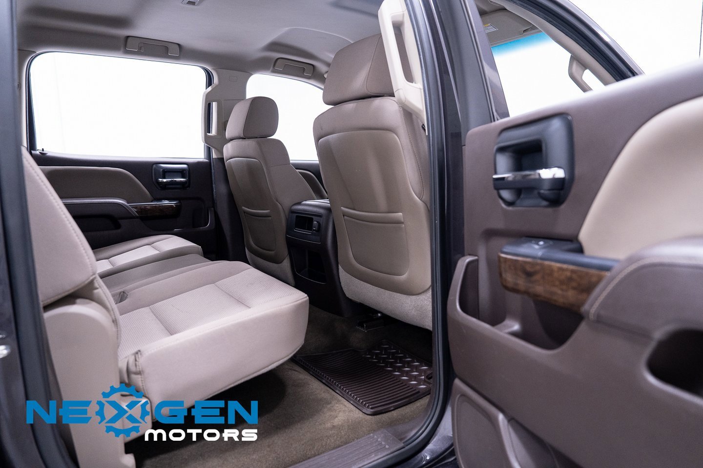 Used 2014 Chevrolet Silverado 1500 LT w/ LT Convenience Package image 37