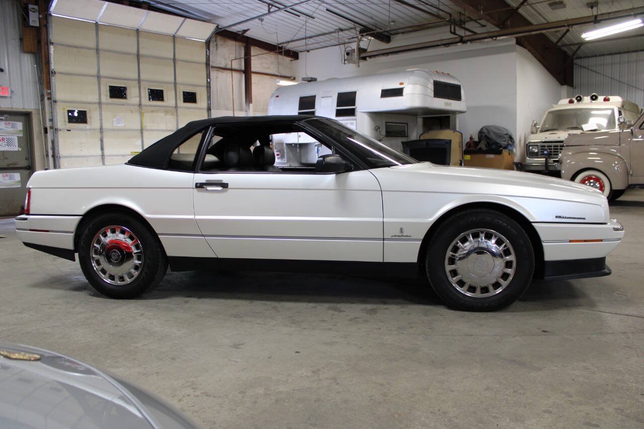 Used 1993 Cadillac Allante FWD image 7