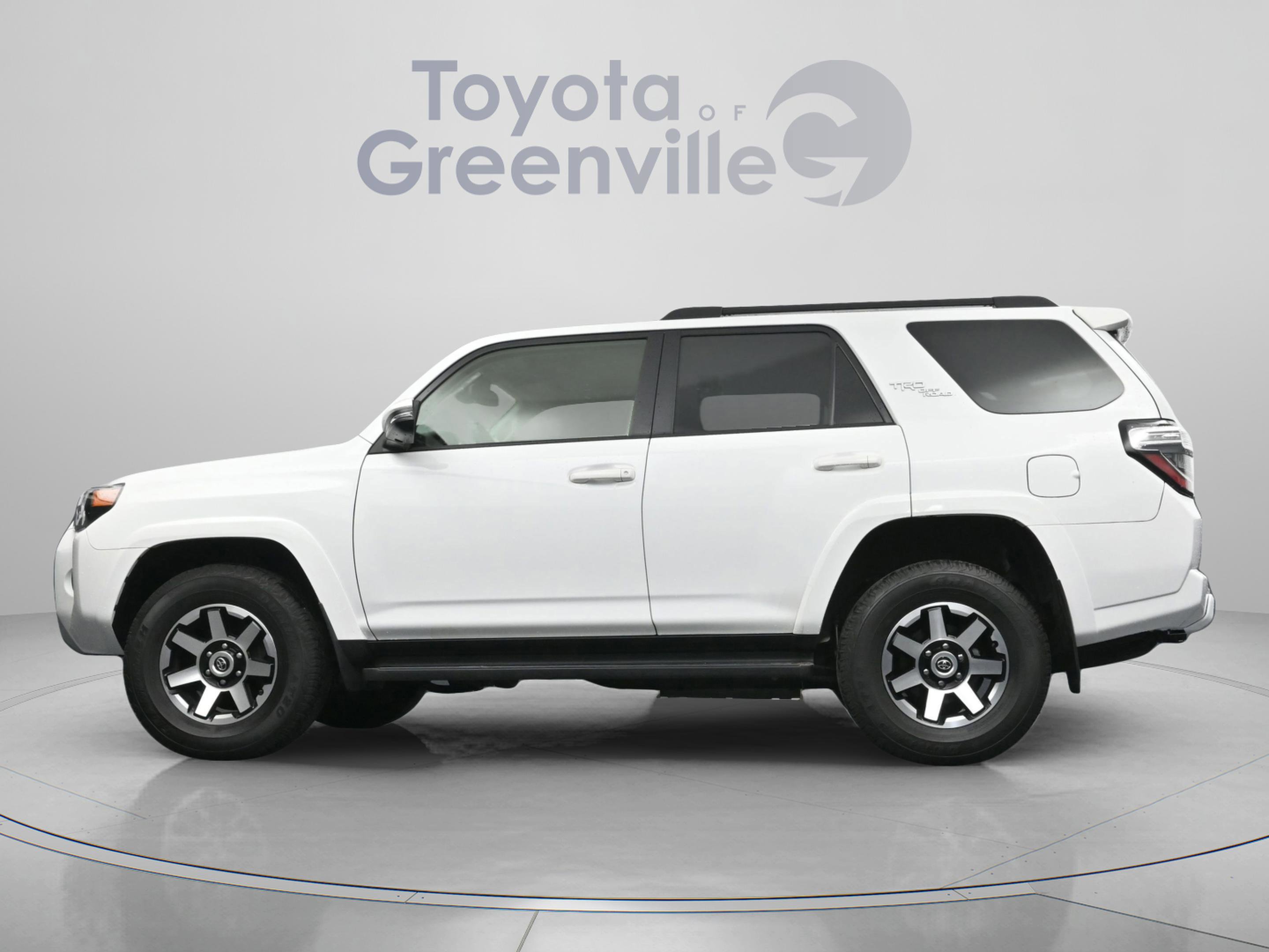 Certified 2024 Toyota 4Runner TRD Off-Road Premium image 6