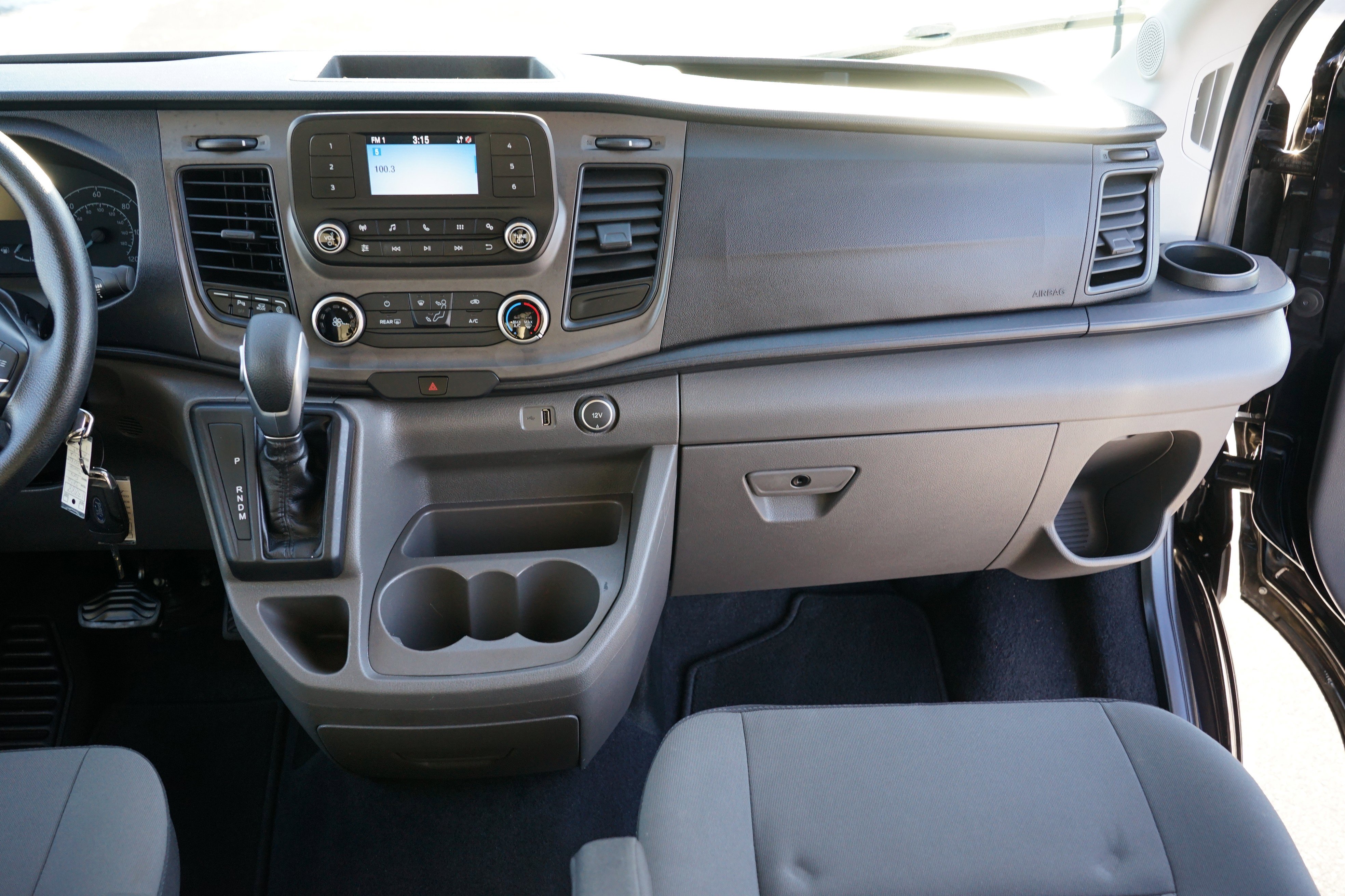 Used 2020 Ford Transit 350 XLT image 21