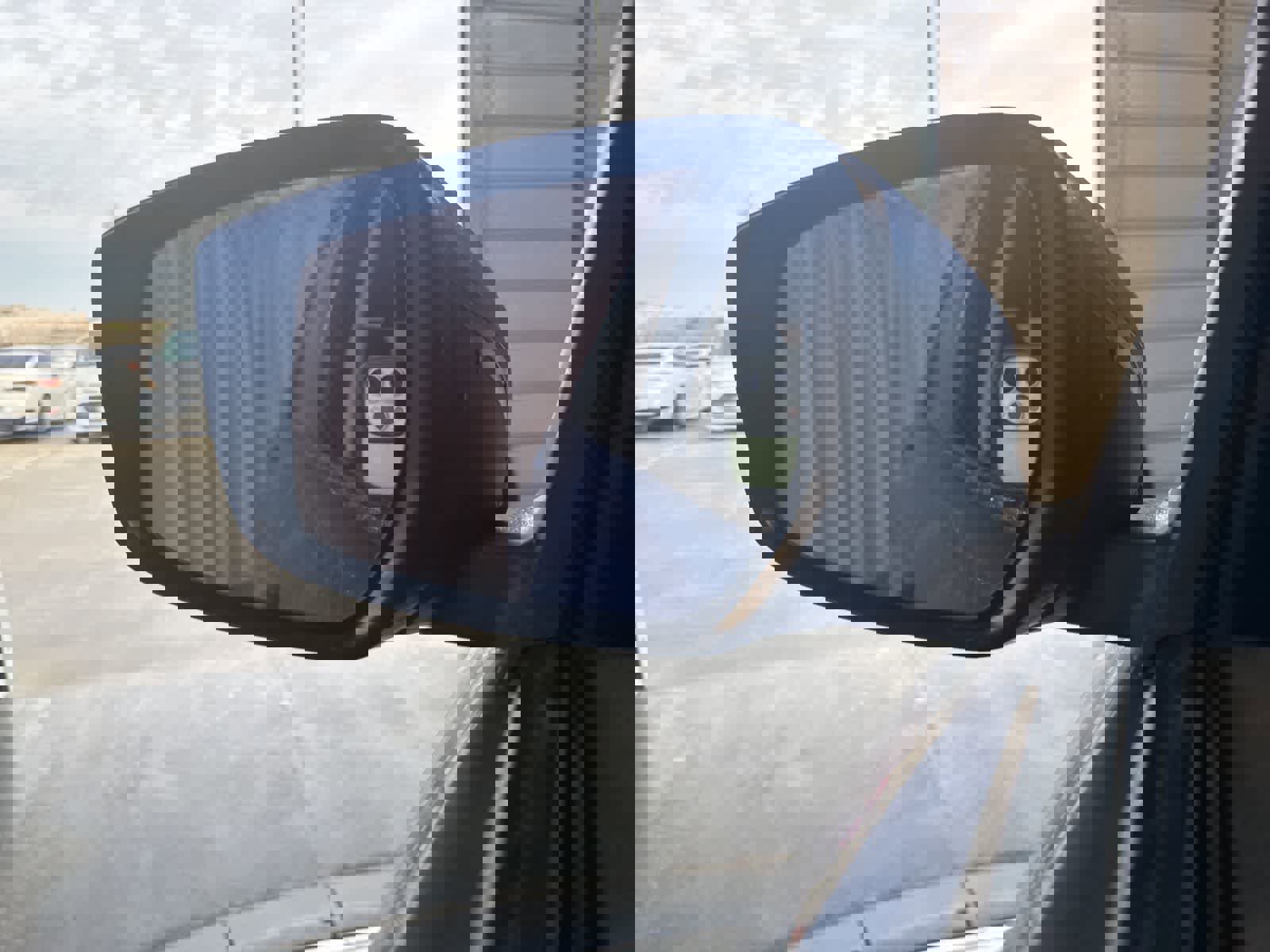 Used 2021 Nissan Kicks SV image 28