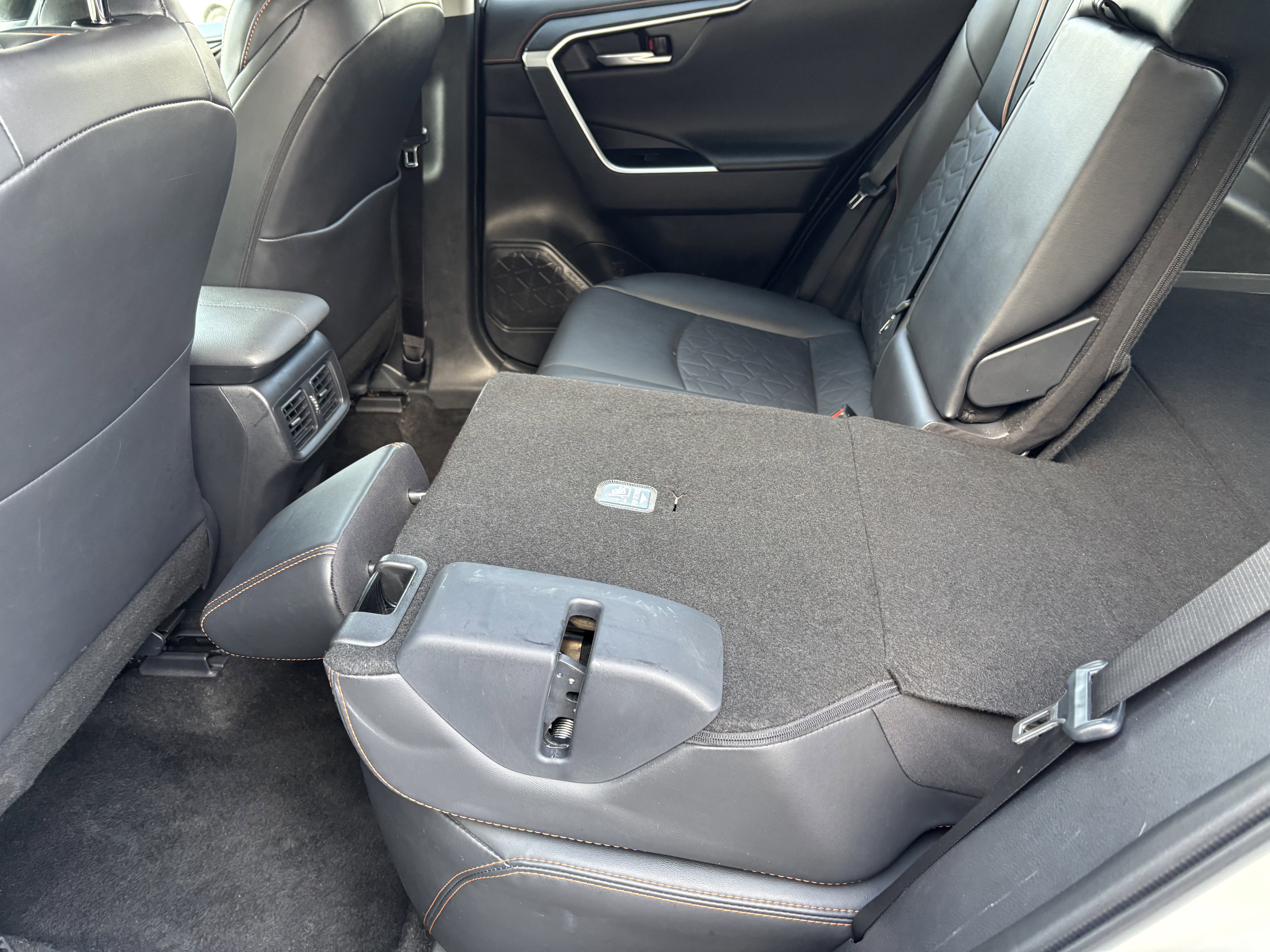 Used 2024 Toyota Prius LE image 23