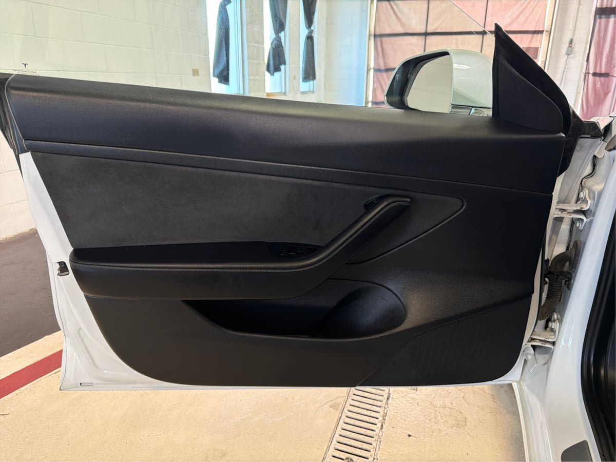 Used 2020 Tesla Model 3 Standard Range Plus RWD image 22
