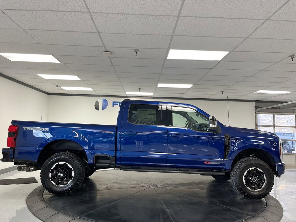 New 2026 Ford F350 4x4 Crew Cab Super Duty image 9