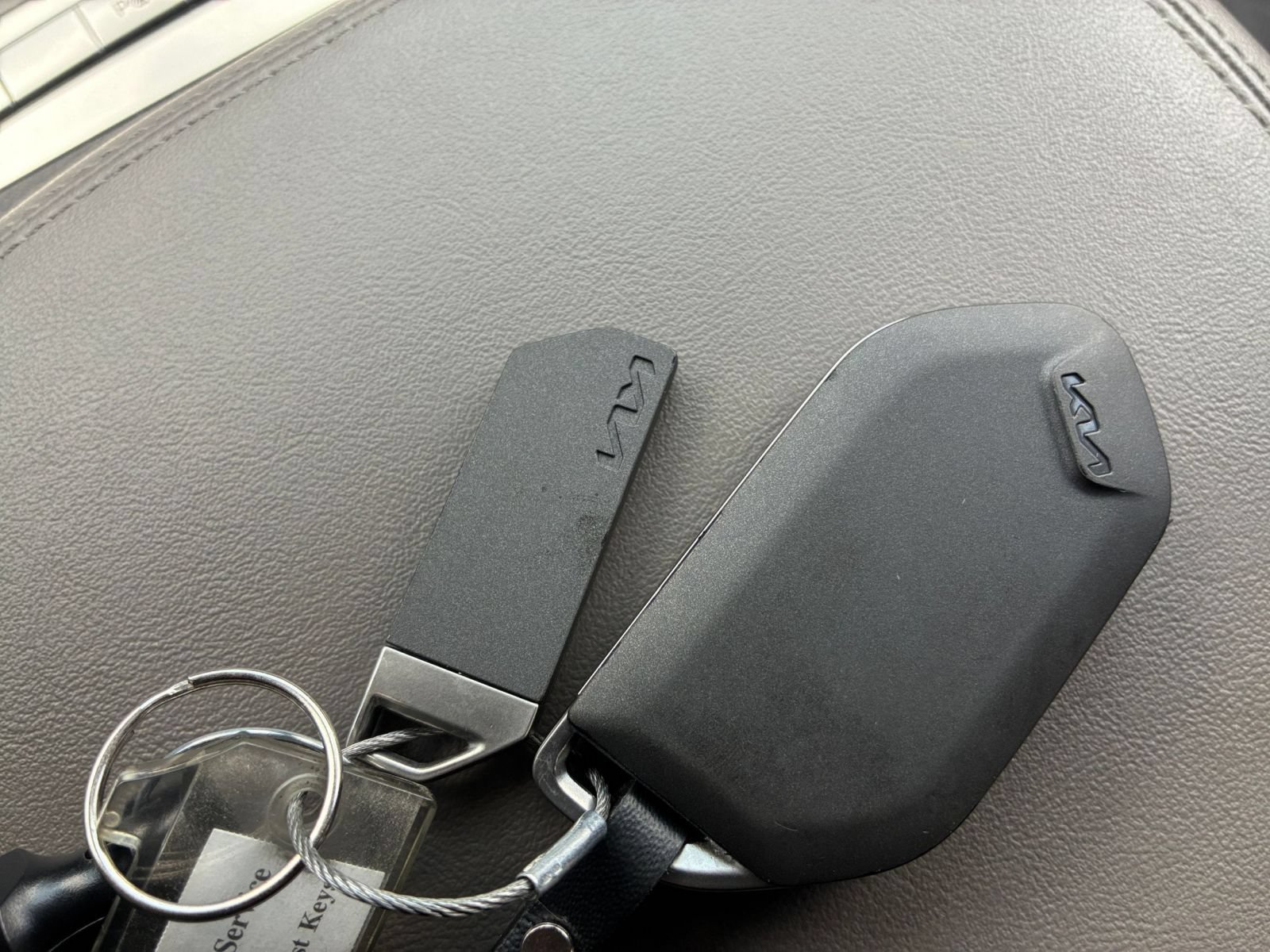 Used 2026 Kia Carnival FWD image 18