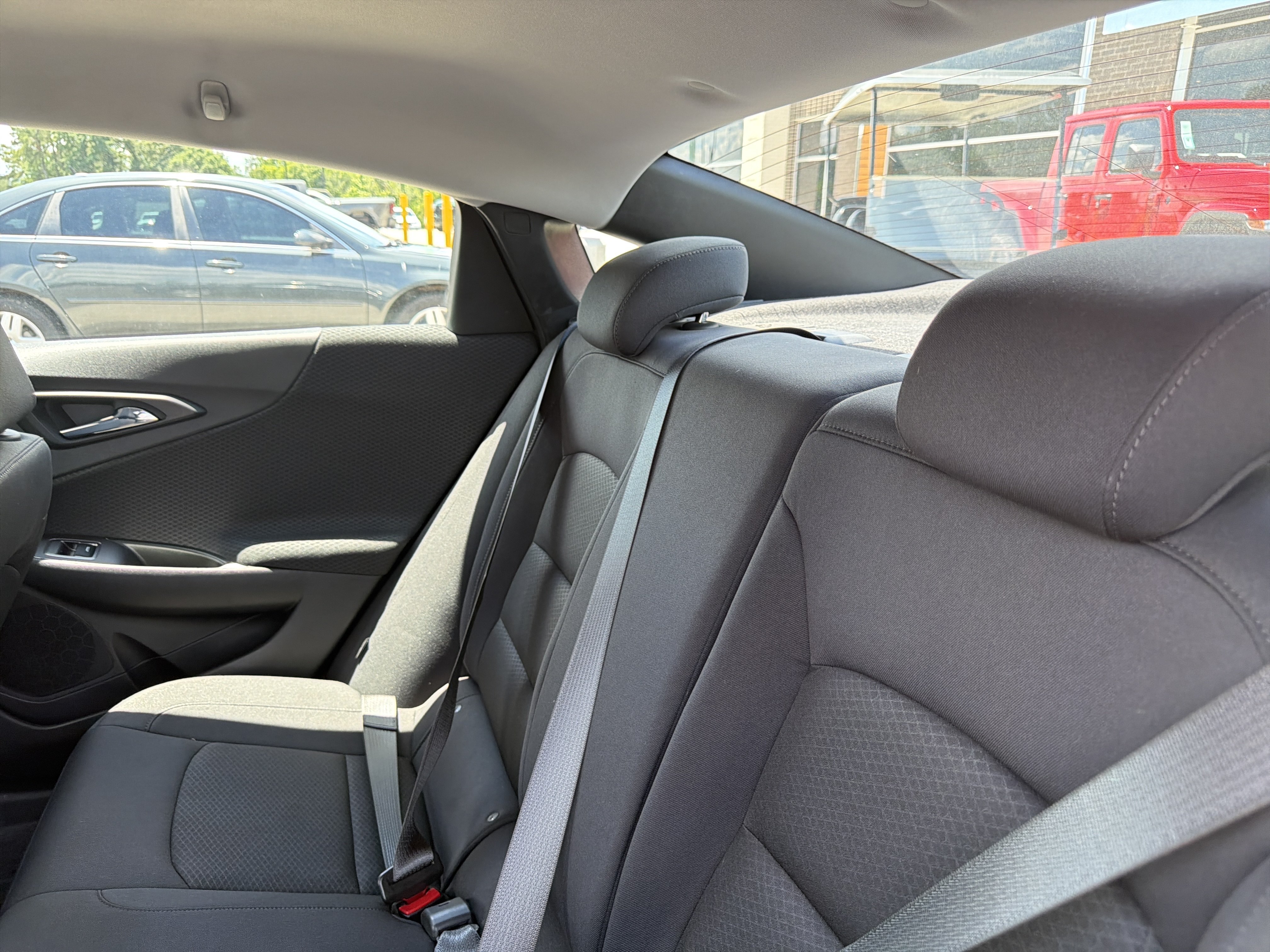 Used 2023 Chevrolet Malibu LS FWD image 29