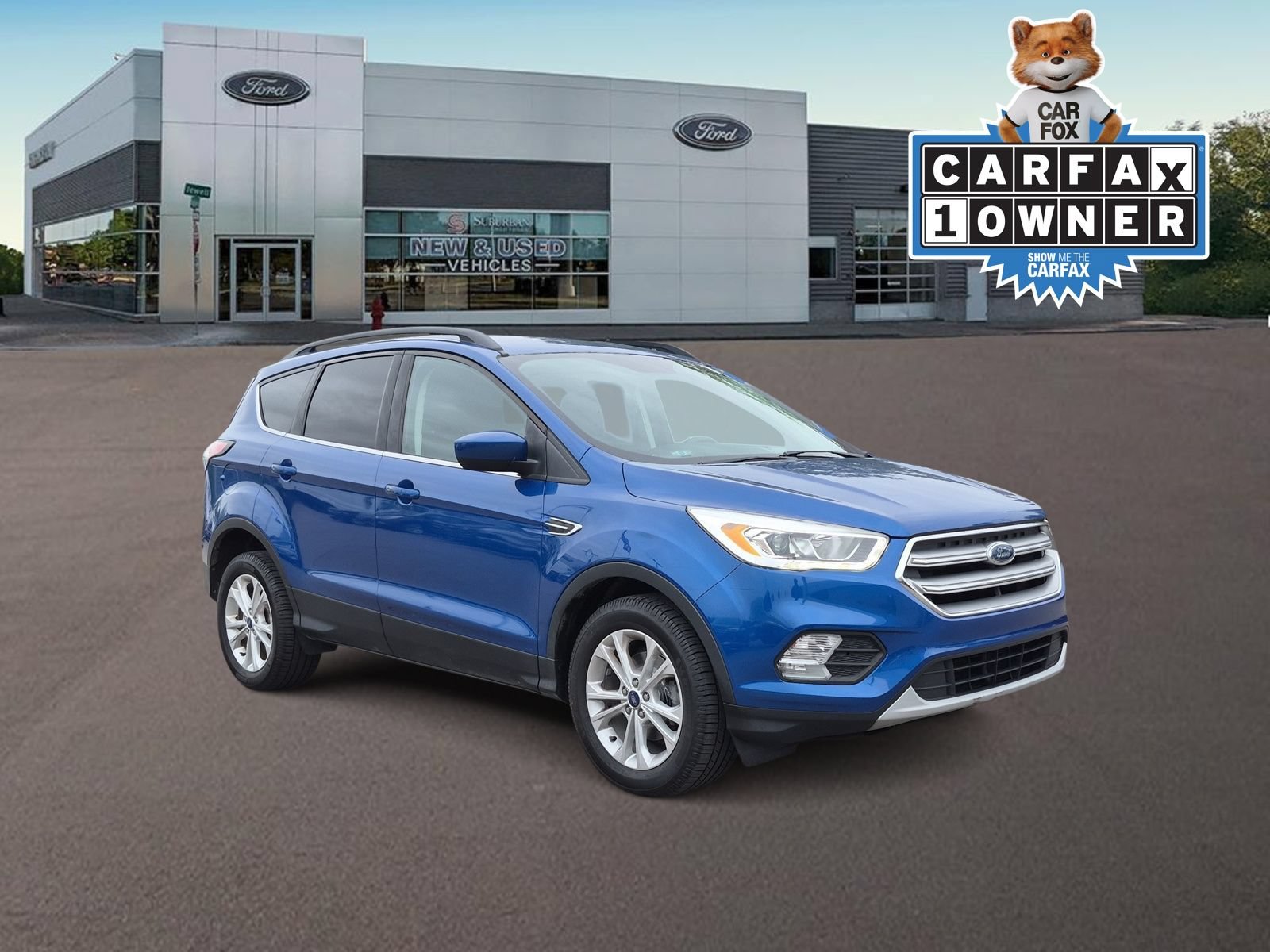 Used 2017 Ford Escape SE w/ Equipment Group 201A FWD image 2