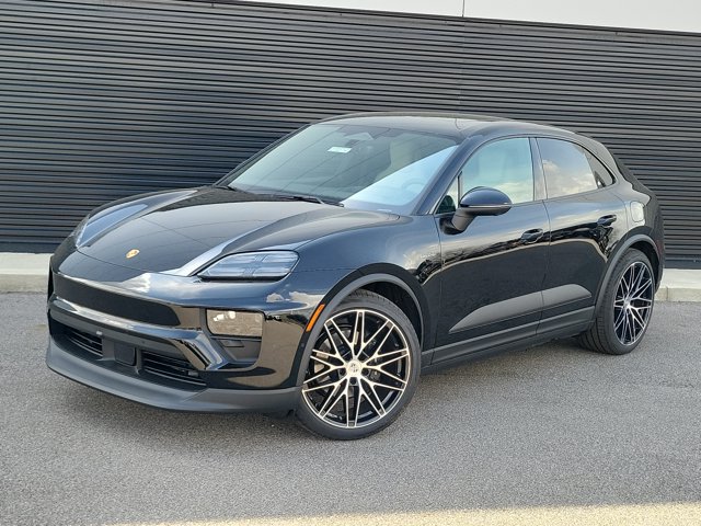 New 2026 Porsche Macan Electric RWD image 1